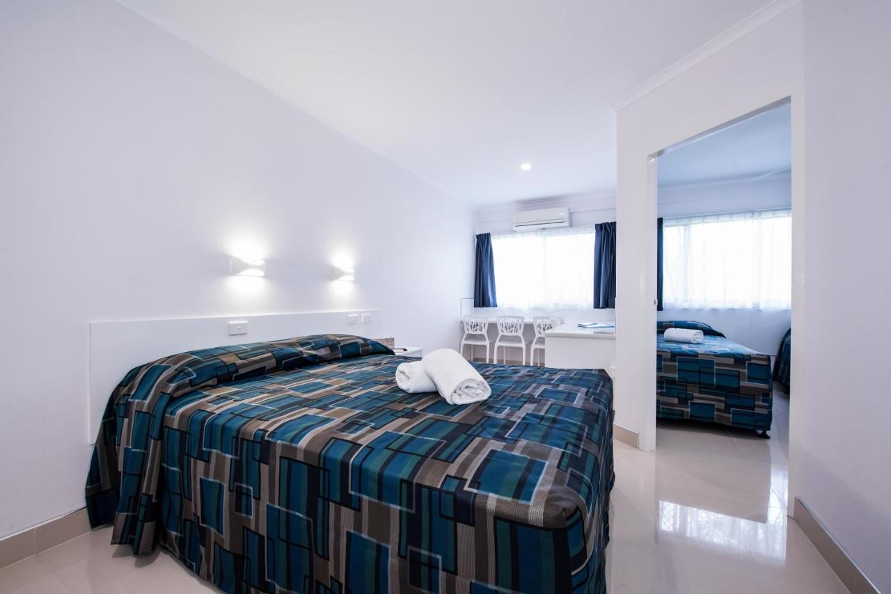 Casa Nostra Motel Mackay Bagian luar foto