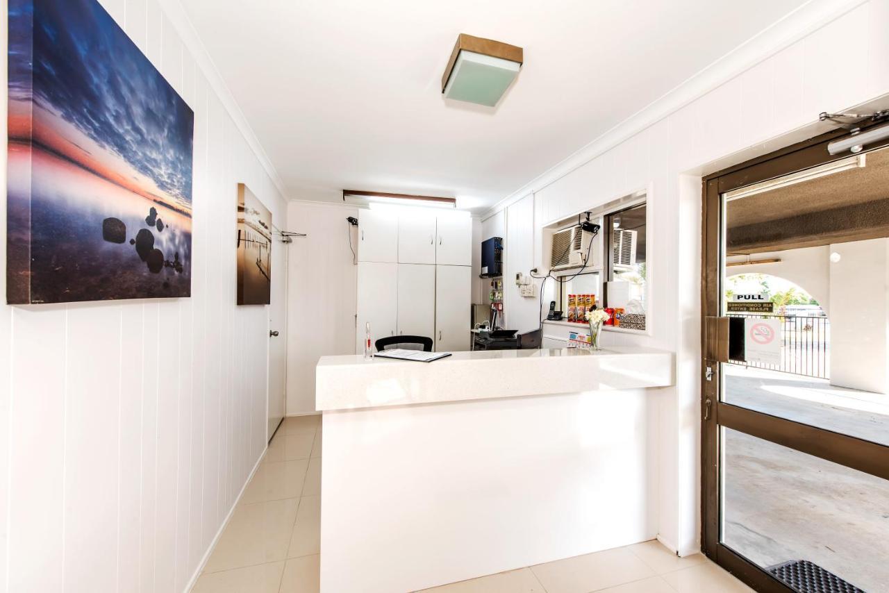 Casa Nostra Motel Mackay Bagian luar foto